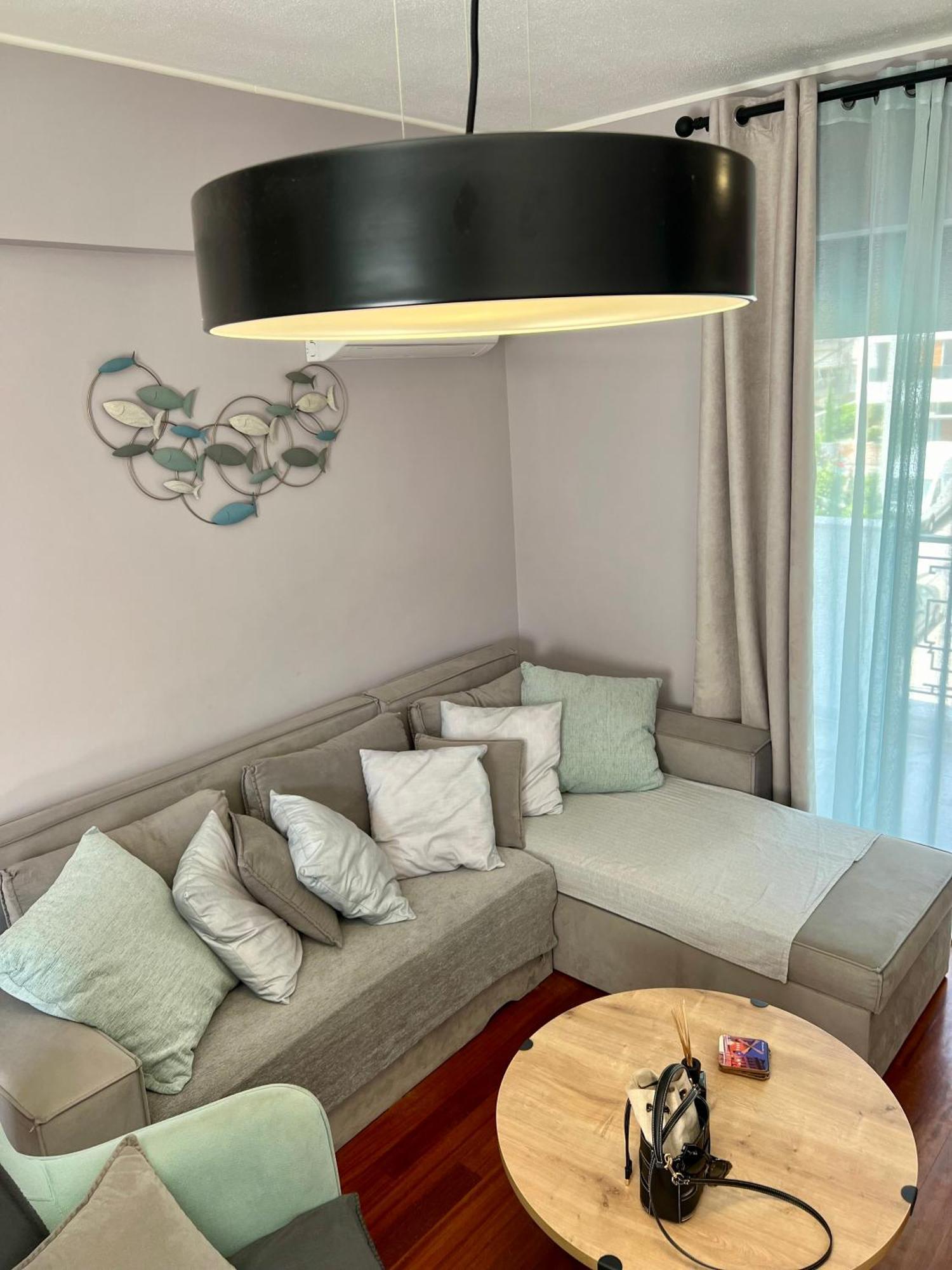 Brand New Brilliant Apartment At Athenian Riviera Bagian luar foto